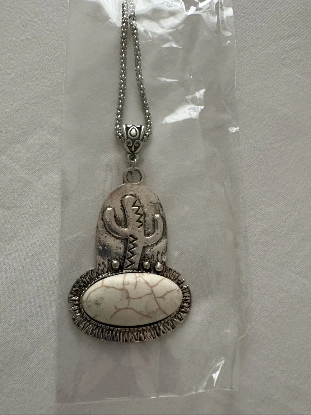 Silver Tone Necklace